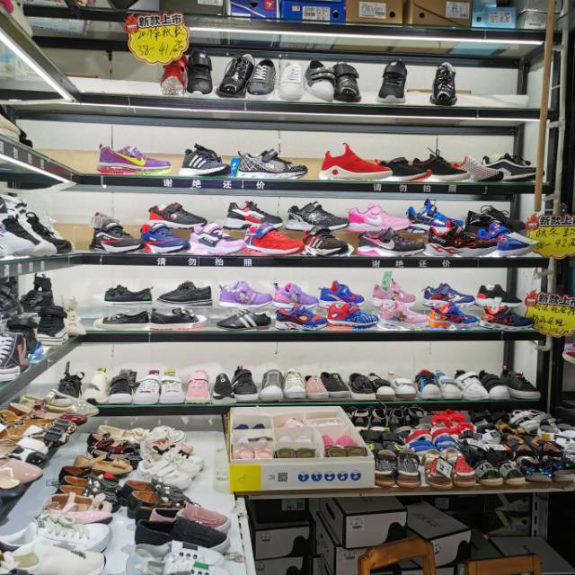 Jingjing, my classmate describe pic - 1