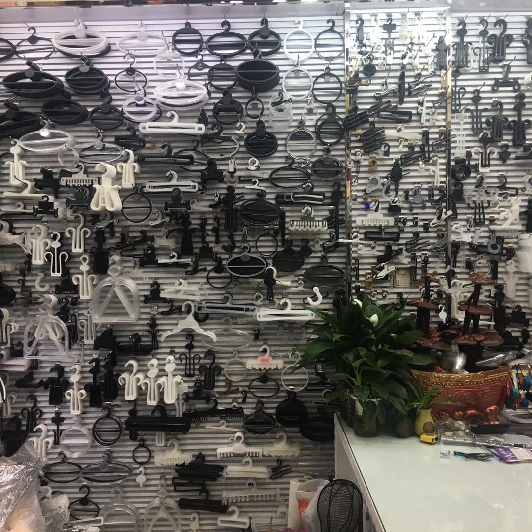 Xiaoling Clothes hanger describe pic - 2