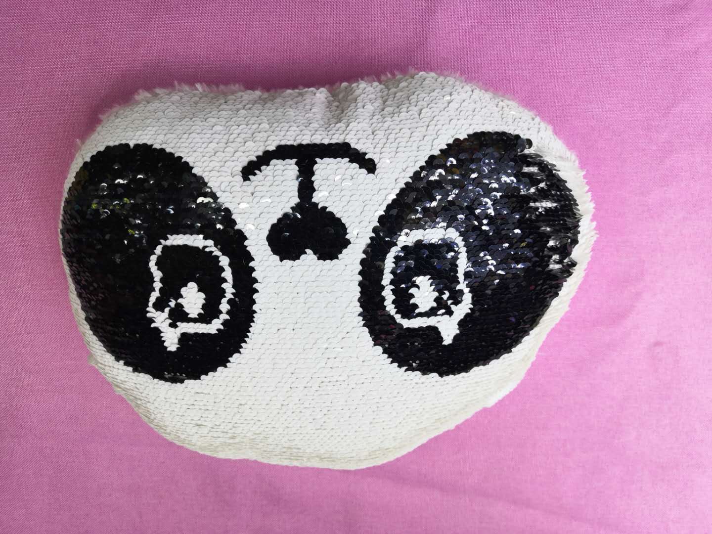 Sequins National treasure panda sequins hold pillow cushion cushion plush toy manufacturers wholesale thumbnail