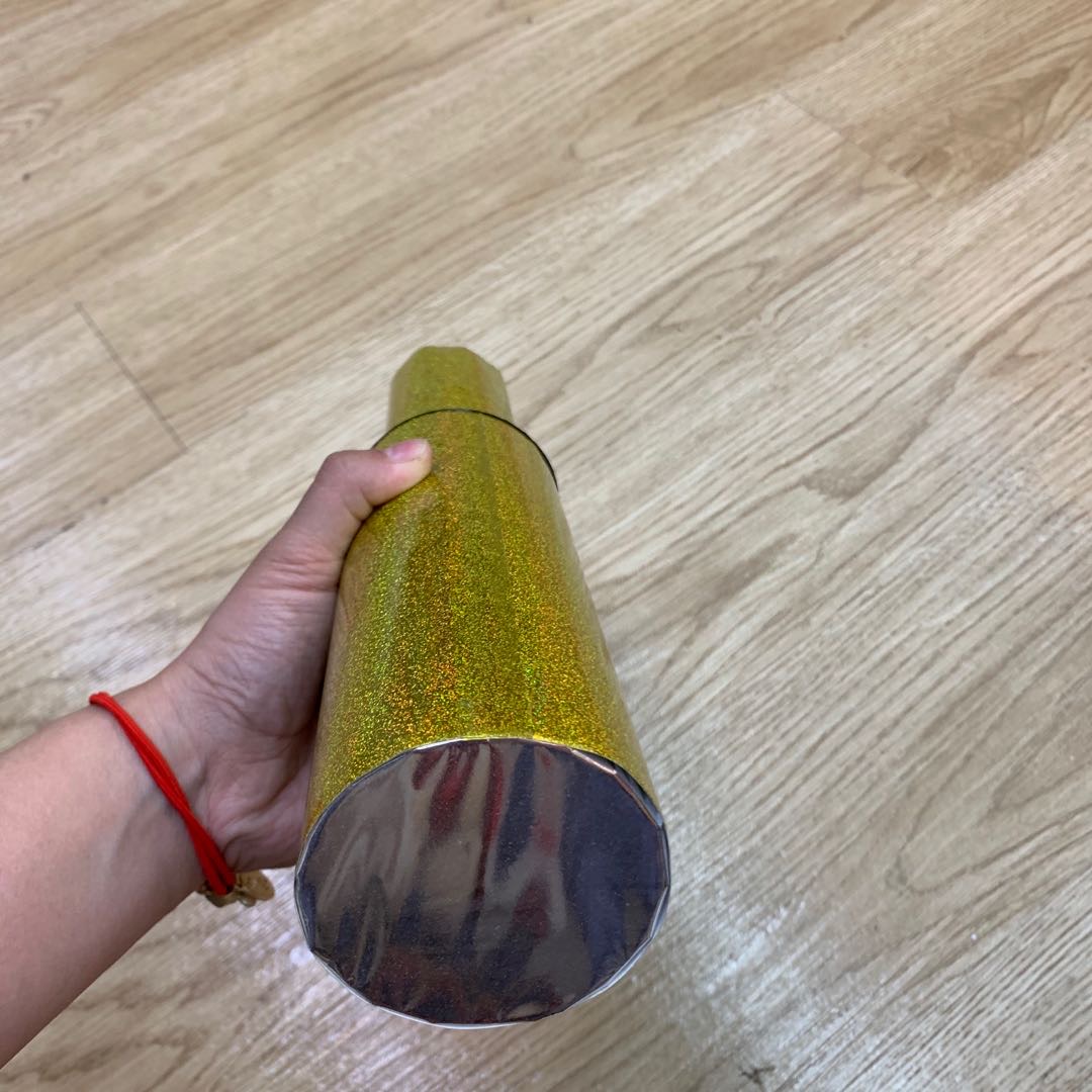 Romantic fireworks, wedding props, festival firecrackers, red for happy events details Picture