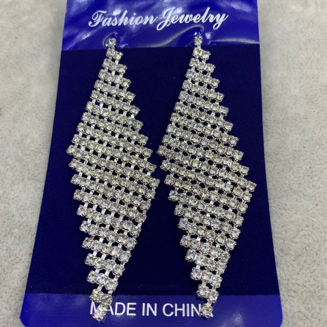 Diamond-encrusted trendy, fashionable, versatile and elegant bridal earrings details Picture
