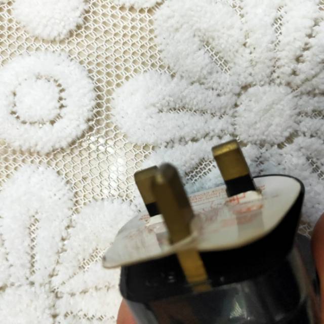 New type of plug, triangular air conditioner plug, power plug, power adapter, factory direct sales Specification image