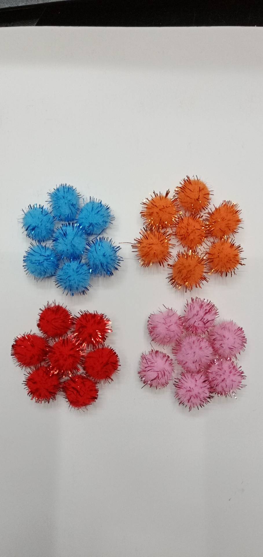 毛球画/毛绒球画框/毛绒玩具钥匙扣/别针毛绒球/真兔毛毛条产品图