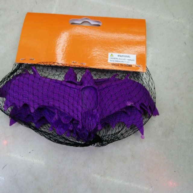 万圣节紫色蝙蝠塑料玩具产品图