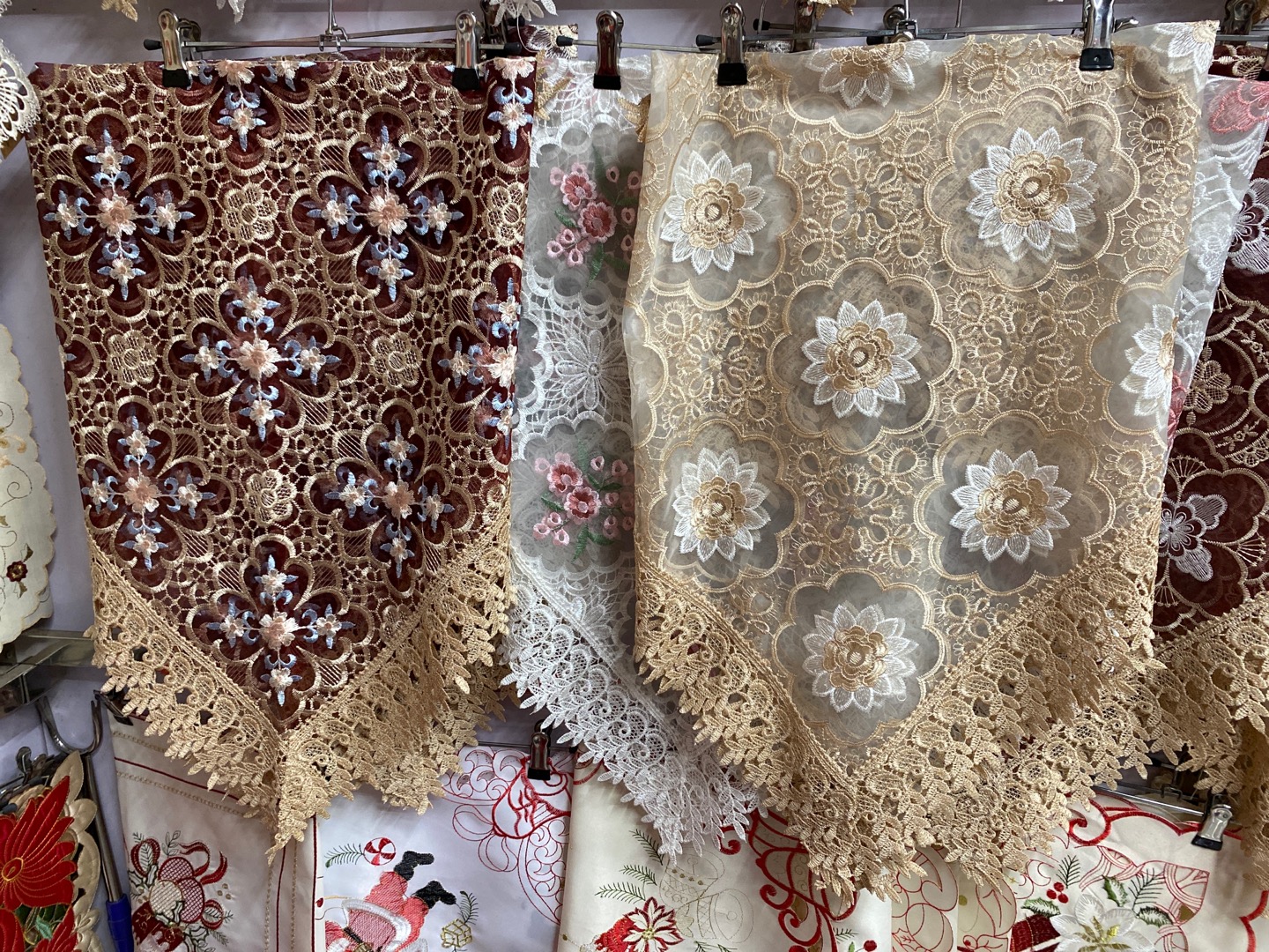 Water Soluble Lace Tablecloth Specification drawing