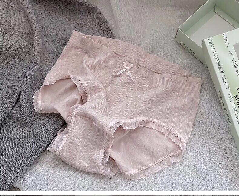 Isanti Root Underwear Female Pure Cotton Antibacterial Girl Small Fresh Day Simple Student Briefs Wooden Ear Edge Bottom Pants Box Set