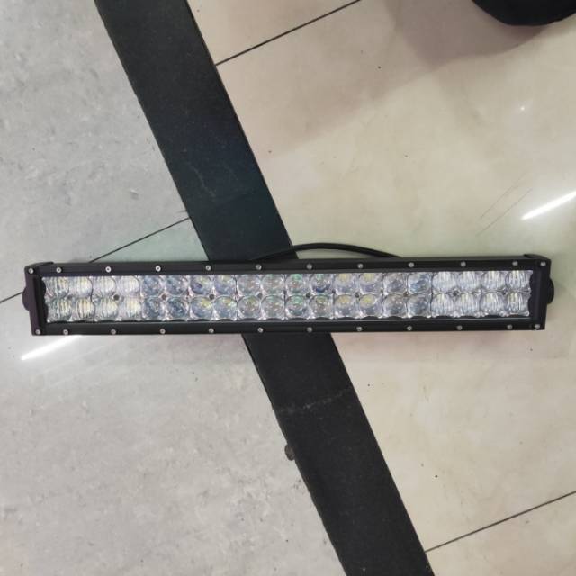 汽车LED雾灯超亮货车灯强光车载白光长条射灯