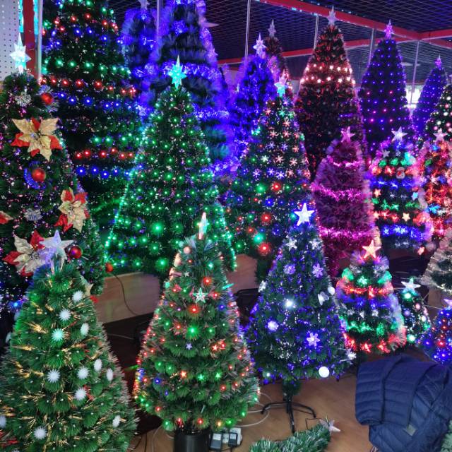 A magnificent Christmas fiber optic tree describe pic - 1