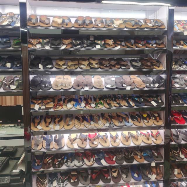 RON Shoe Store describe pic - 1