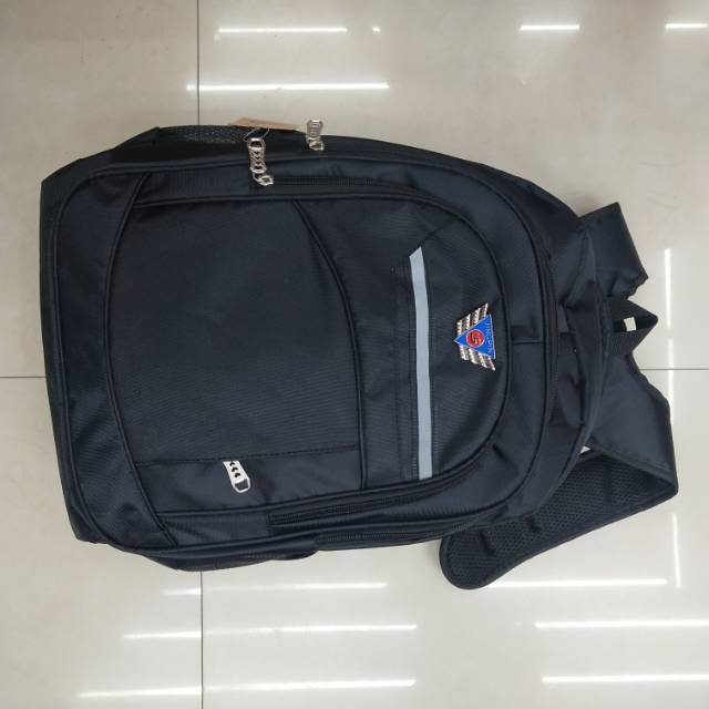 三层背包尼龙包电脑隔层USB接口大容量背包