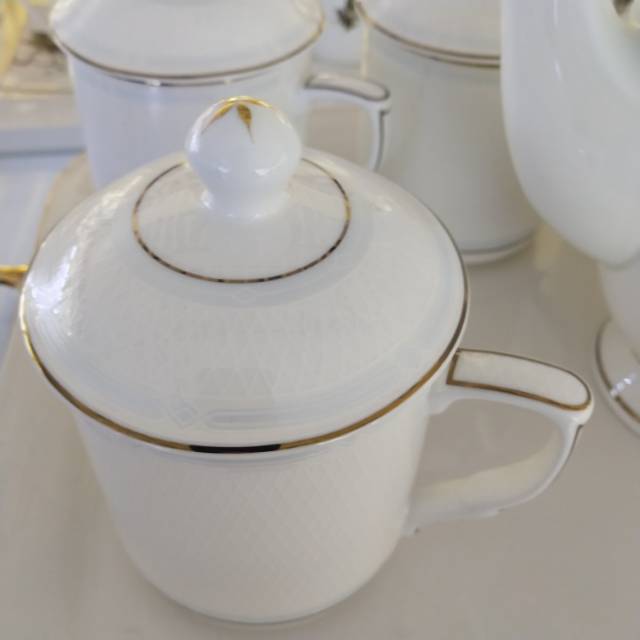 莫兰迪骨质瓷金边茶具一壶六杯带托盘细节图