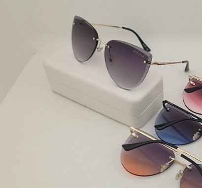 新品时尚墨镜大框方框太阳镜偏光镜韩版网红潮人高档彩色PC女士款3031细节图