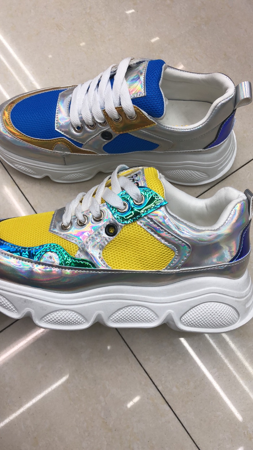 A Multi-Color Spring 2020 New Korean Version Of The Trend Sports Running Casual Shoe Mesh Shoes
