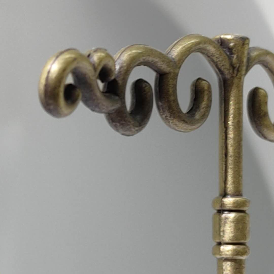 经典花丝纹创意摆件欧式古风合金材料项链耳环饰品架详情图3