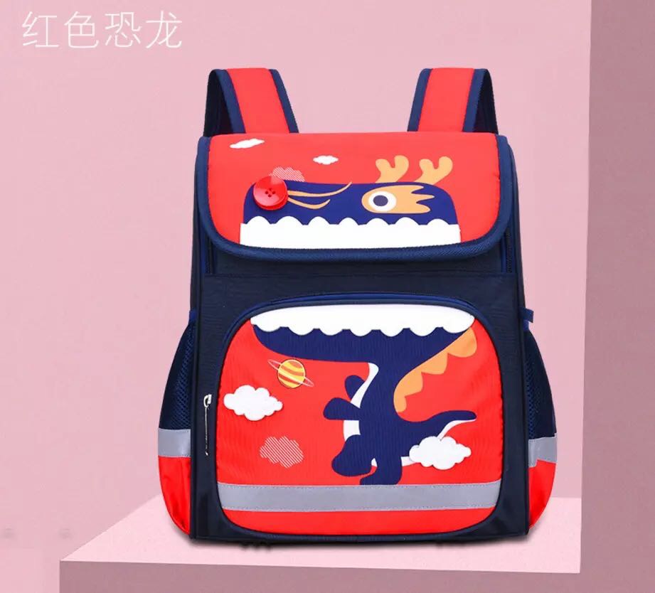 厂家直销新款学生书包轻便耐磨PU