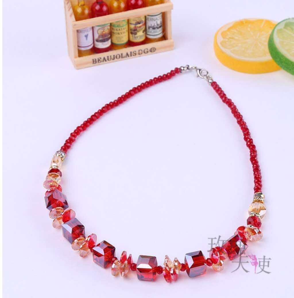 Natural crystal square short necklace for women's collarbone chain, fashionable Korean version, versatile and retro