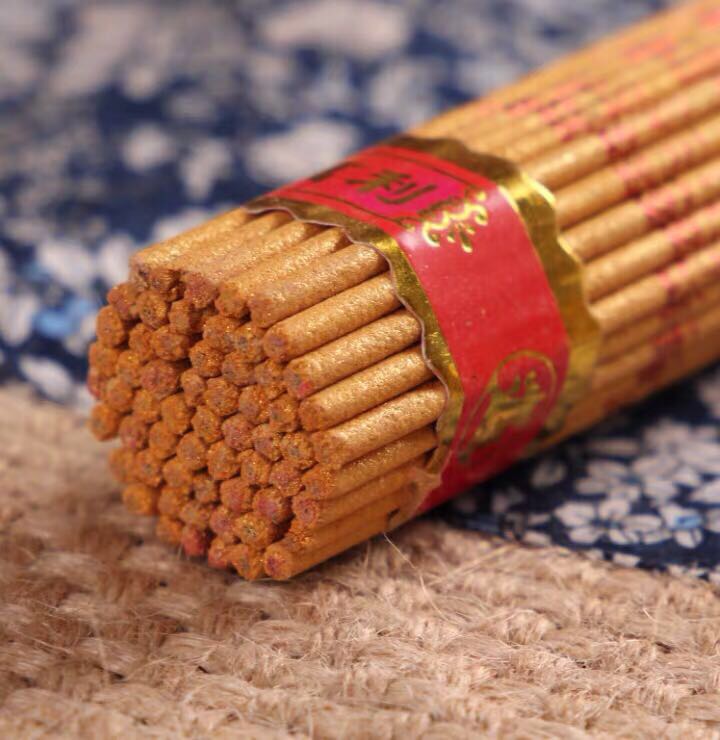 Five-color glittering golden incense Buddhist ritual items, offerings to the God of Wealth and Guanyin, bamboo stick incense/sandalwood incense/Worship incense/Buddha incense details Picture