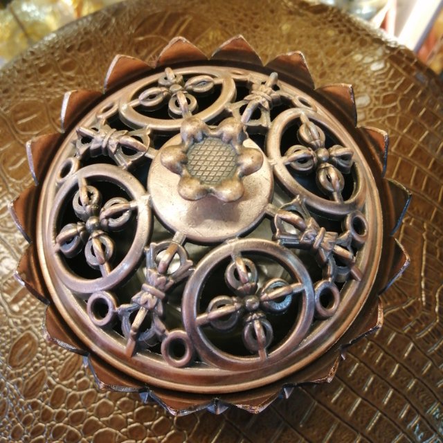 Incense burner household diamond peal alloy antique copper incense burner lotus sandalwood burner tea table incense burner thumbnail