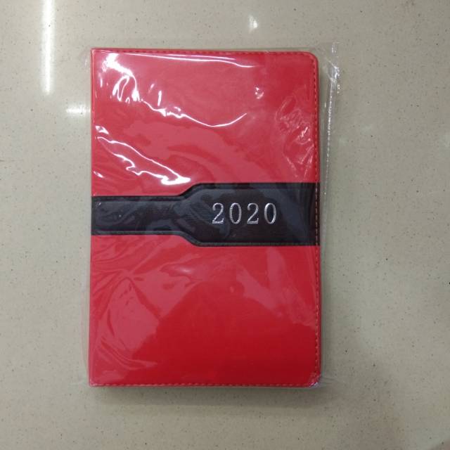 2020新款皮革红色笔记本办公用品文具用品写字本多款批发