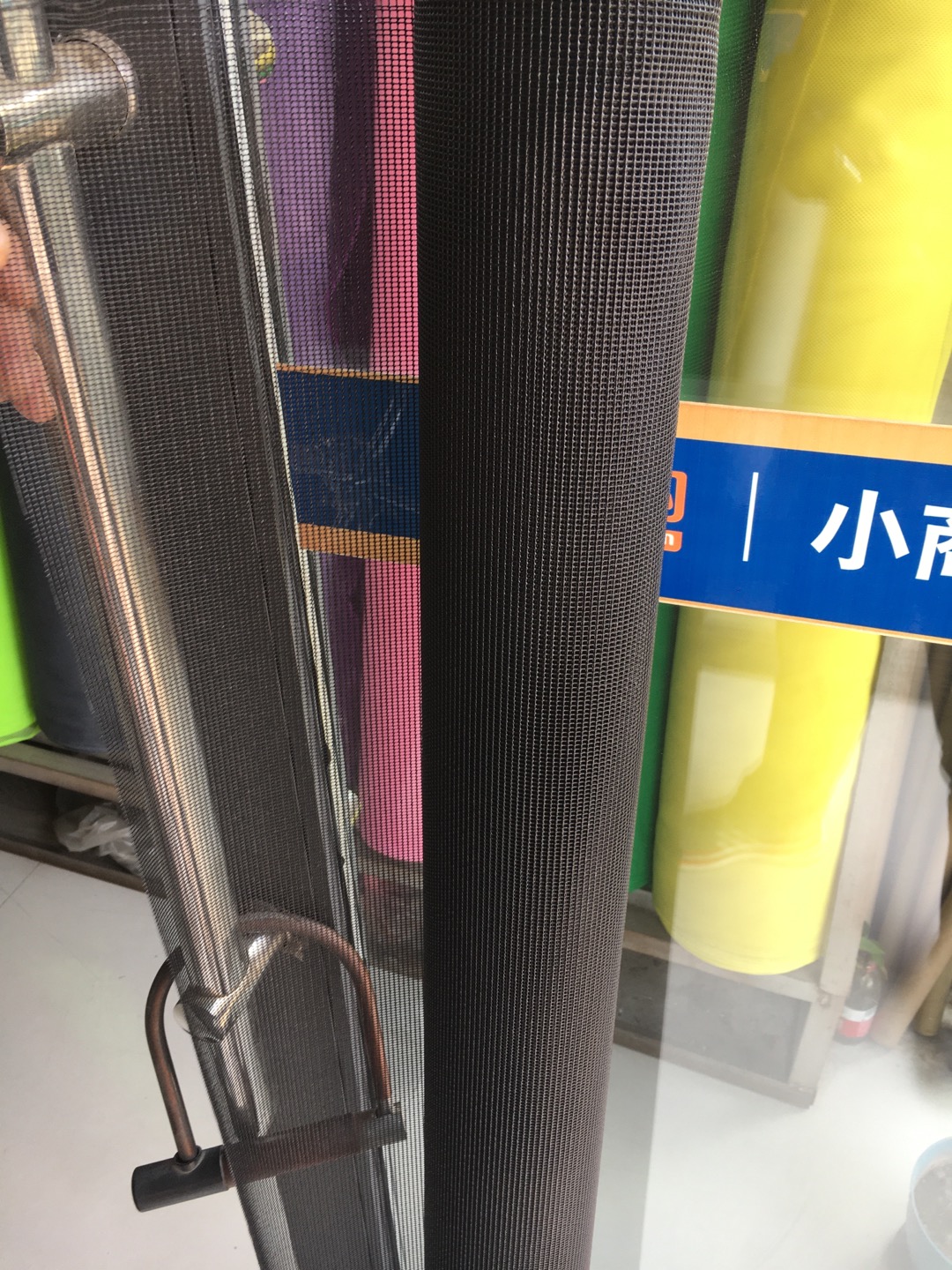 厂家直销 20年新款 网布 小方格 橡胶网箱包材料 装饰革转印革