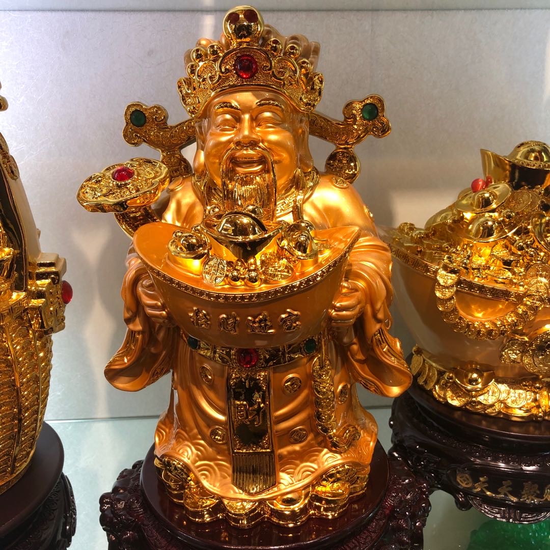 Factory direct sales of God of Wealth figurines for entrance hall home furnishings