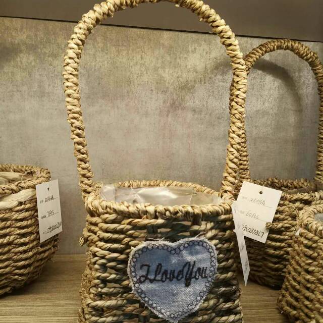Qingling Craft hand-held flower baskets, flowerpots, straw weaving, handcrafted small baskets, figurines, gifts, home decoration
