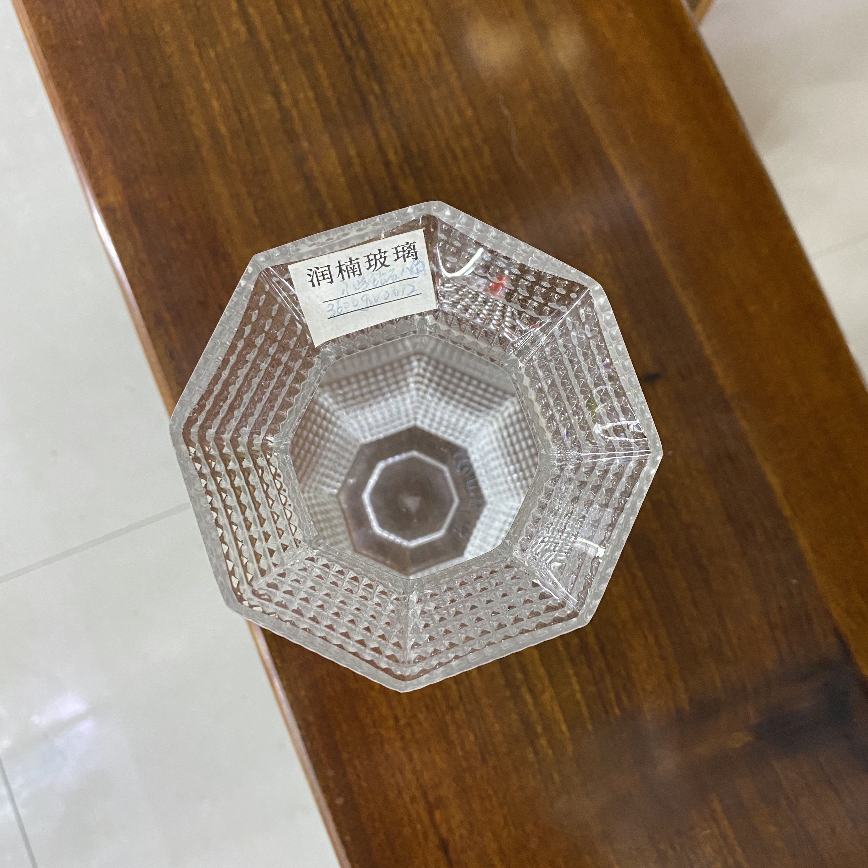 A simple European style metal cold grey copper ring transparent glass vase sample room living room dry flower arrangement bottle decoration Specification image