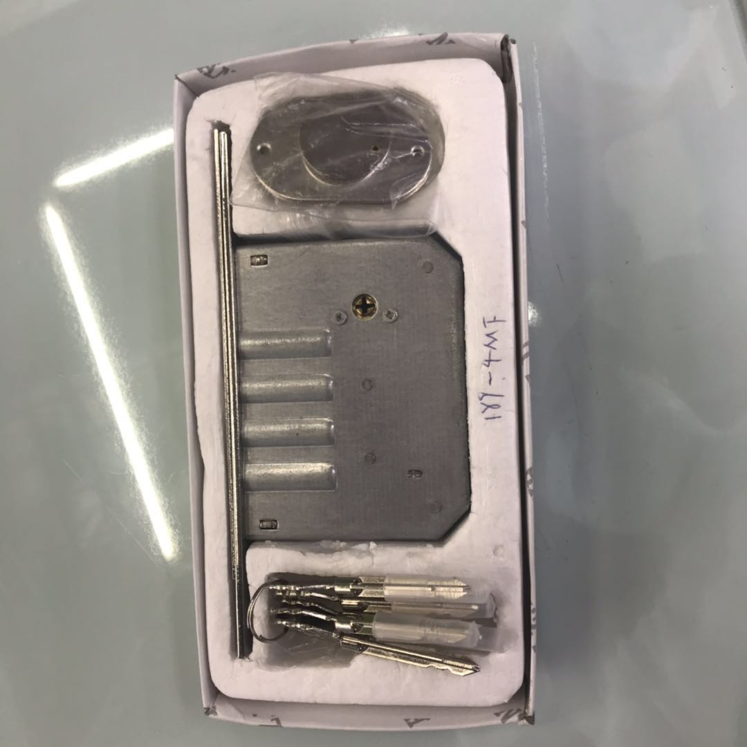 Iron door lock Old anti-theft lock Household door iron door wood door house door lock universal stainless steel anti-picklock thumbnail