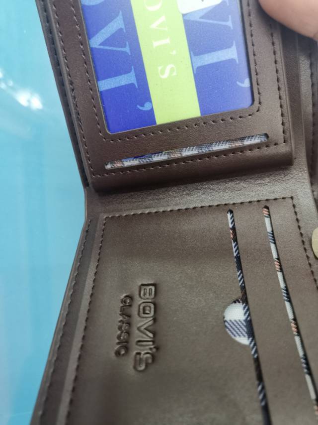 Fashionable, casual and business men's short wallet, small, ultra-thin, folding soft leather Specification image