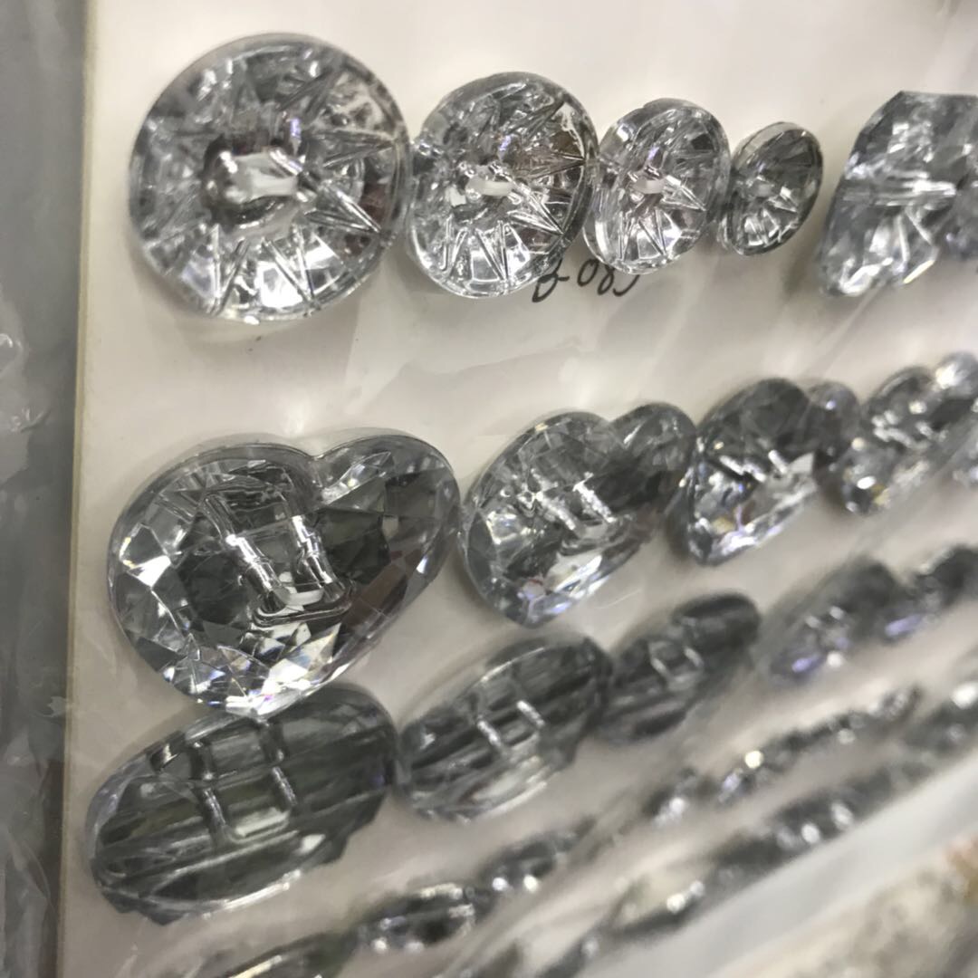 Transparent Acrylic Love Three-Dimensional Decoration Button Dress details Picture
