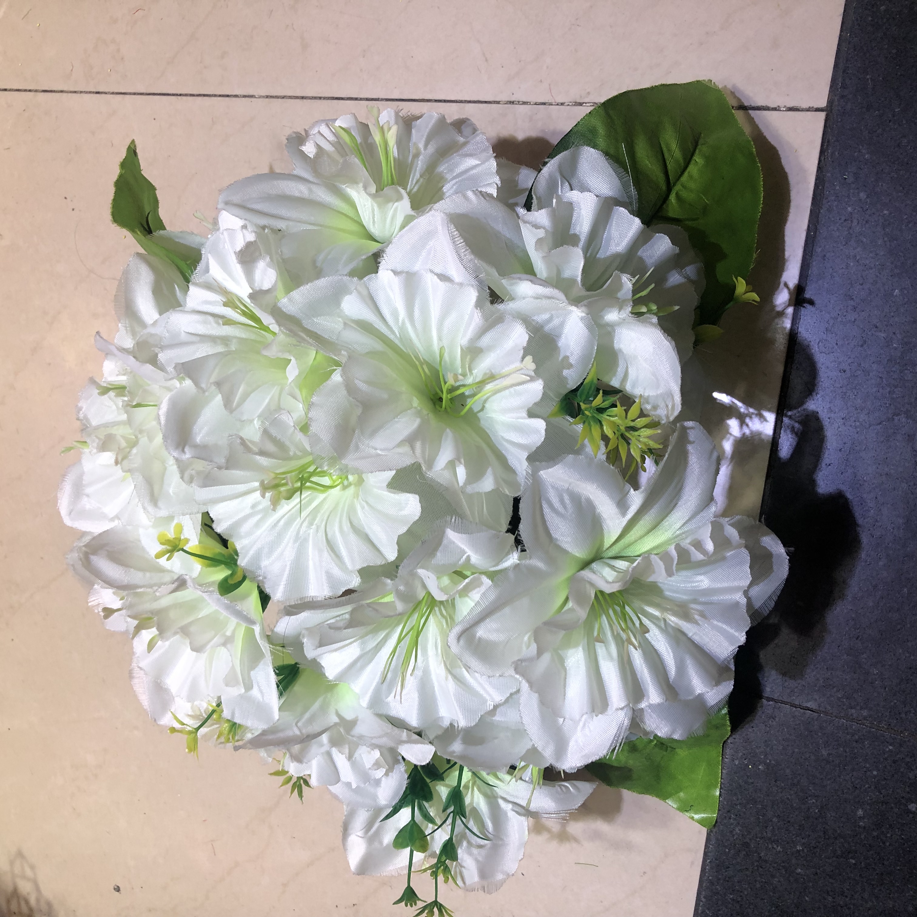 PU artificial flower set decorative items, indoor dining table, artificial narcissus dried flower potted plants, living room home coffee table decoration details Picture