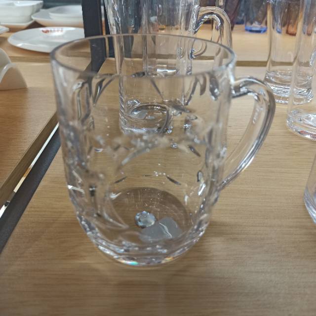 亚克力扎啤杯加厚大号ktv啤酒杯塑料带把菠萝杯水杯茶杯