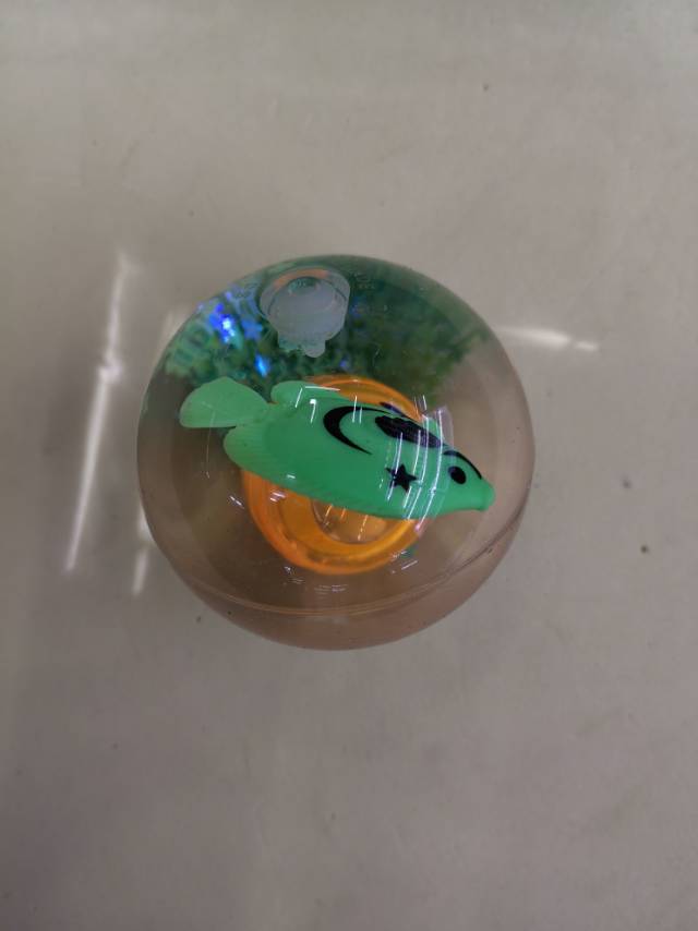 65MM cartoon fish flash bouncing crystal ball Specification image