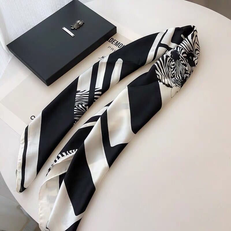 Fashionable 90cm square silk scarf, a bright red square scarf shawl details Picture