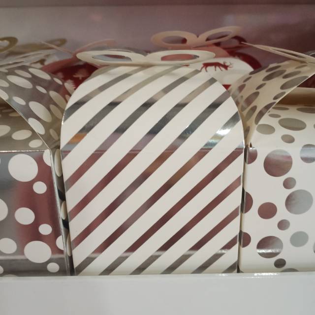 创意欧式糖果礼盒装结婚婚礼喜糖盒包装盒个性小号