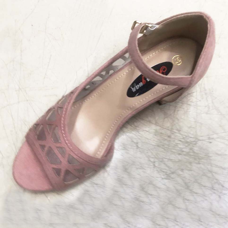 Perforated vamp with buckle new fashion versatile flats, sandals fashion shoes thumbnail