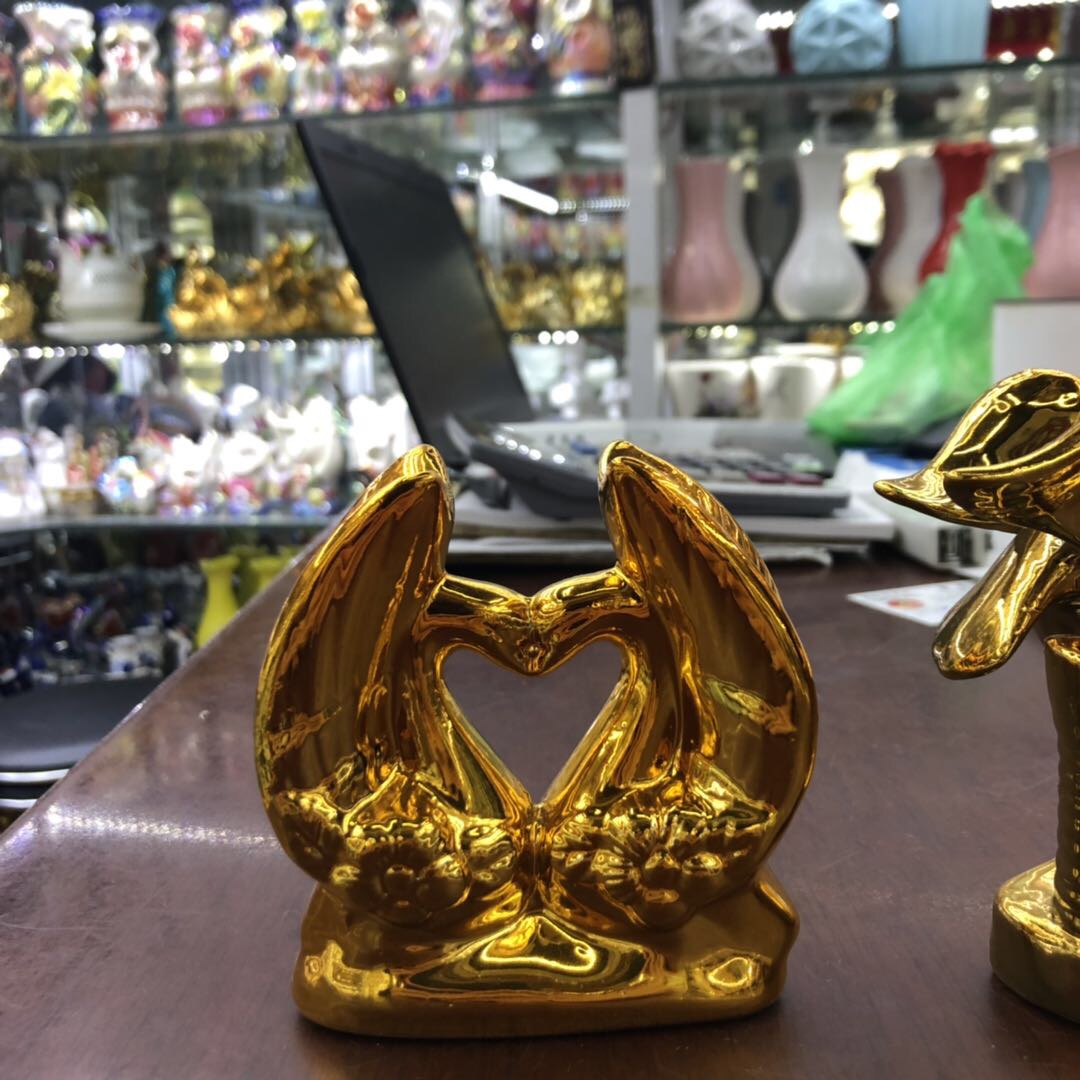 European creative Swan decoration wedding gift living room tea table TV wine cabinet decoration fortune porch decoration thumbnail