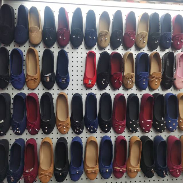 Dingli Shoe Industry describe pic - 1