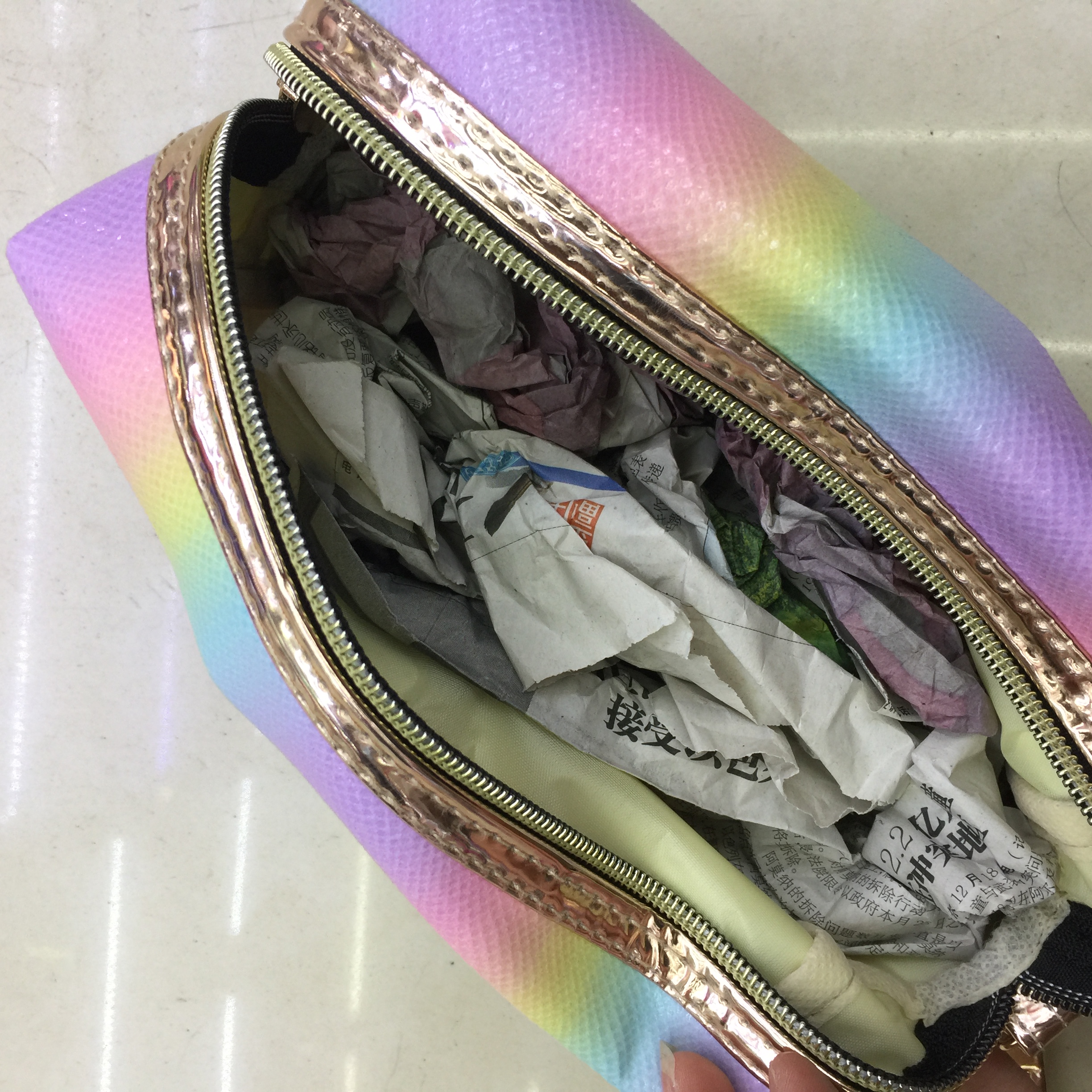 Bright Red Laser Transparent Makeup Bag Women's Portable Skincare Storage Waterproof Business Travel Toiletry Bag Specification drawing