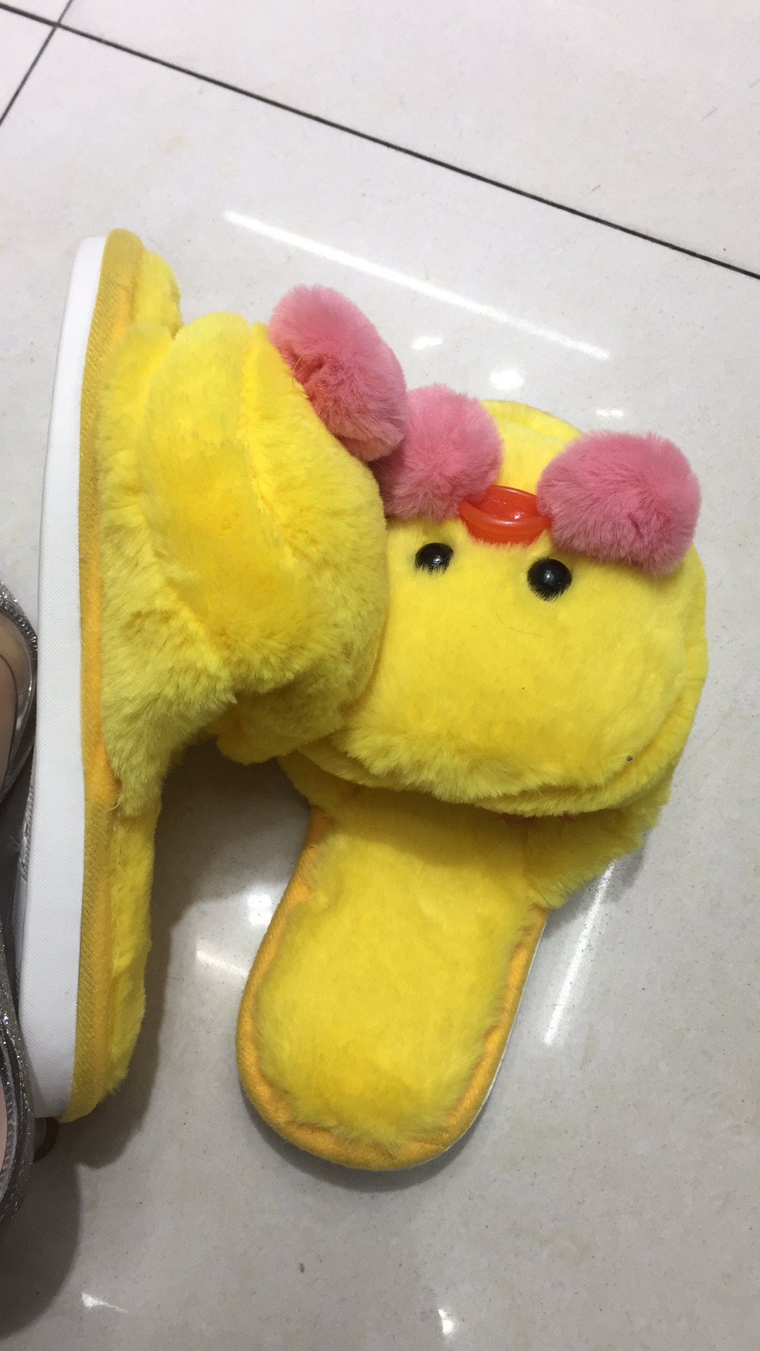 Yellow Slippers Comfortable Soft Children's Shoes New Baby Shoes Explosive Girls Shoes Exquisite Specification drawing