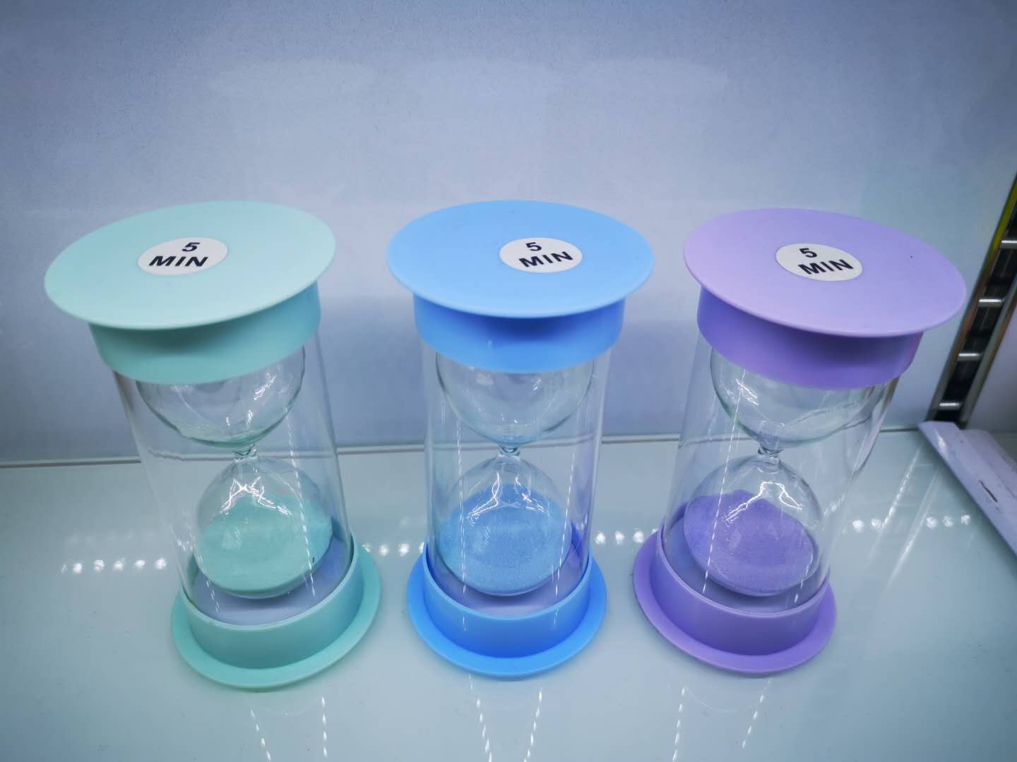 创意工艺摆件：加厚马卡龙5分钟圆形玻璃沙漏解压沙漏计时器艺术品摆件沙漏