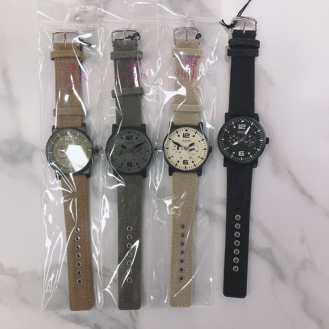 Yiwu's high-quality fabric strap sports trendy items, couple's leather strap watches, male student Korean version genuine business men's watches