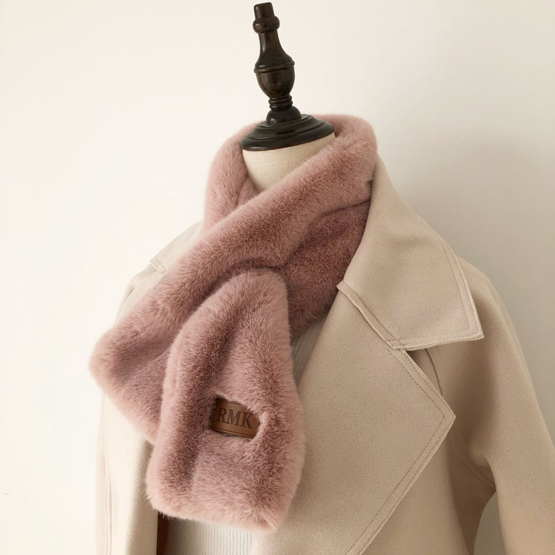 Classic Casual Fashion Scarf Fluffy Short Scarf details Picture