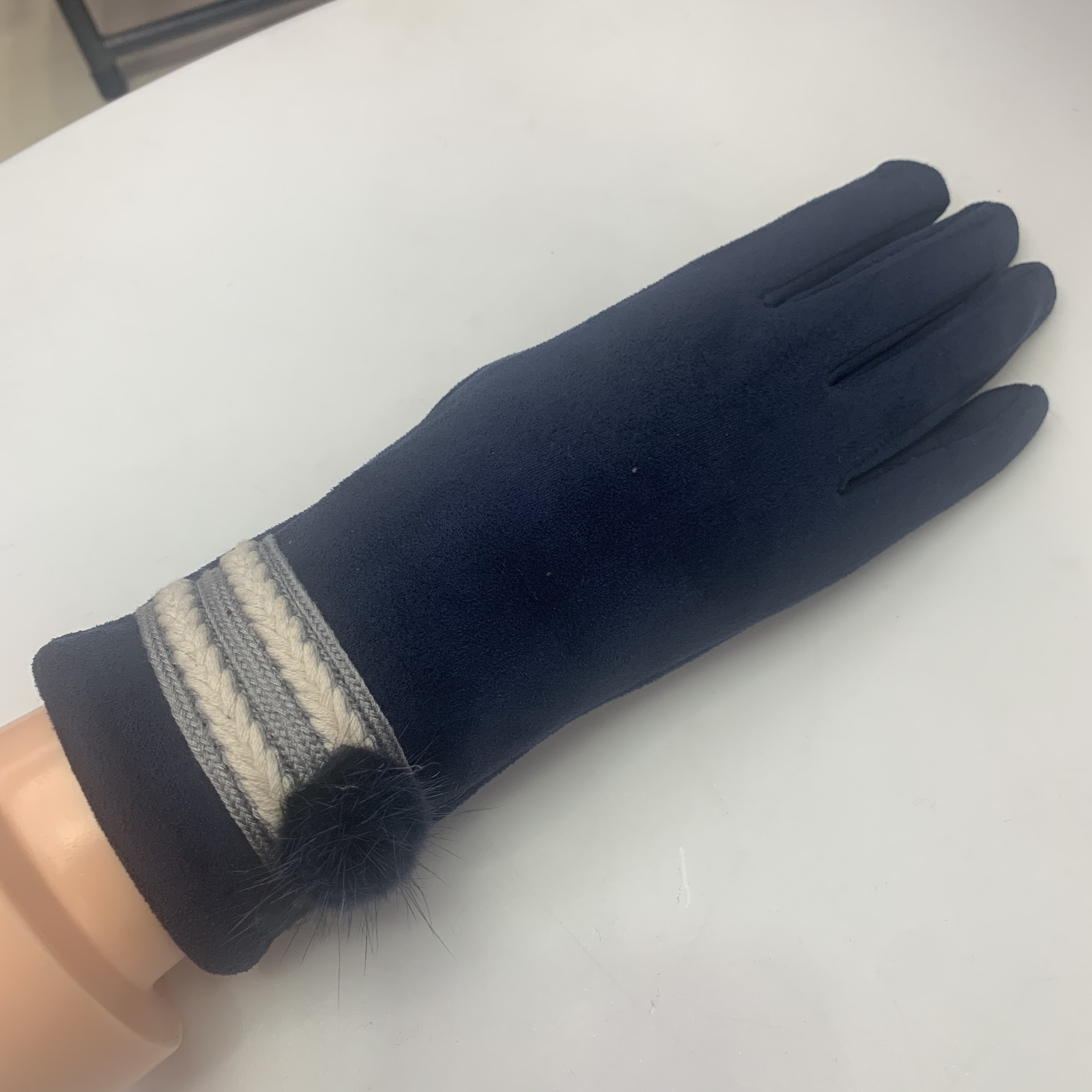 Women's Rabbit Hair Ball Autumn And Spring Thin Five-Finger Outdoor Riding Warm And Cold Suede Gloves