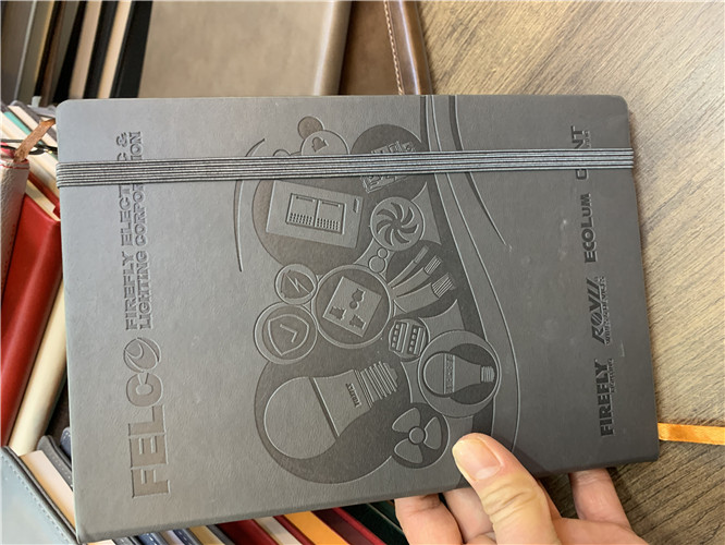 灰色压花商务简约办公文具笔记本子记事本复古日记本会议记录本