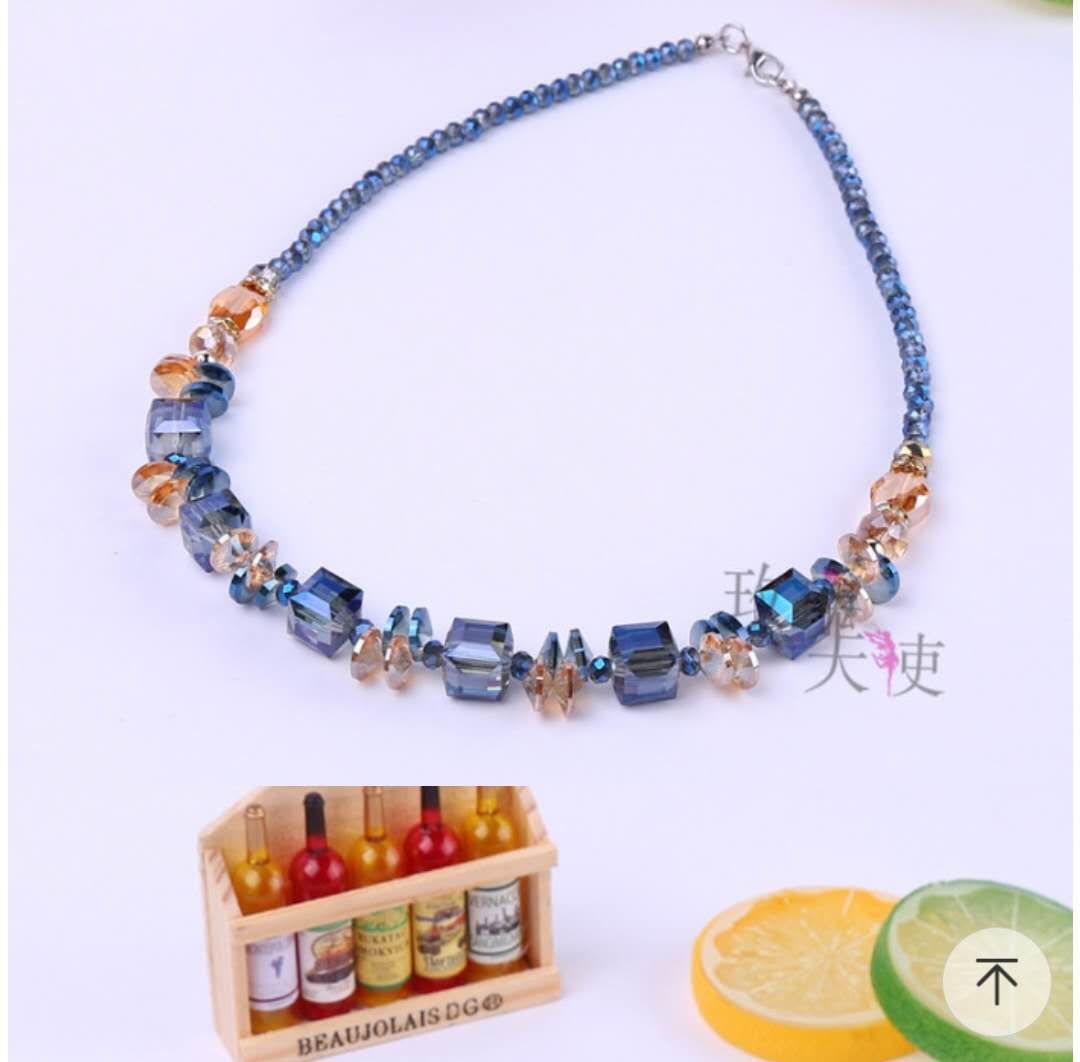 Natural crystal square short necklace for women's collarbone chain, fashionable Korean version, versatile and retro Specification image