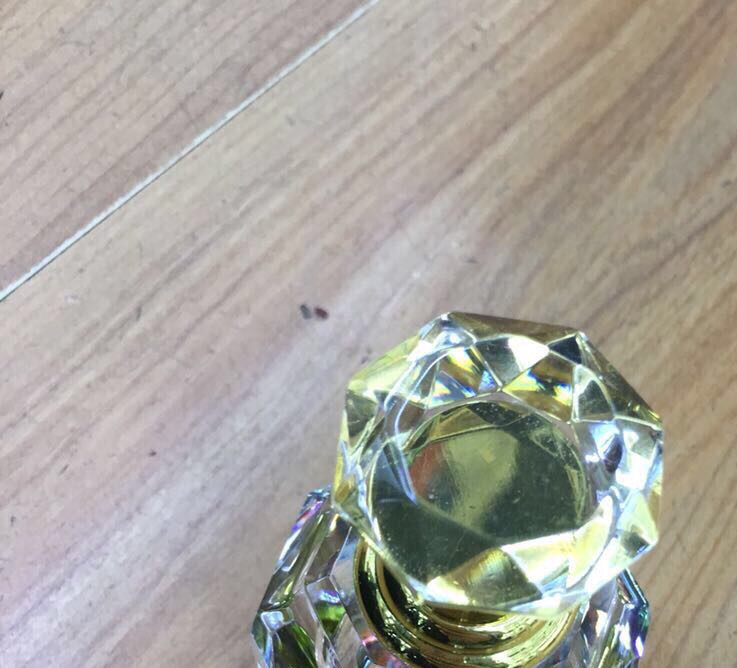 Direct sales from the manufacturer of crystal colored gemstone-shaped perfume bottles details Picture