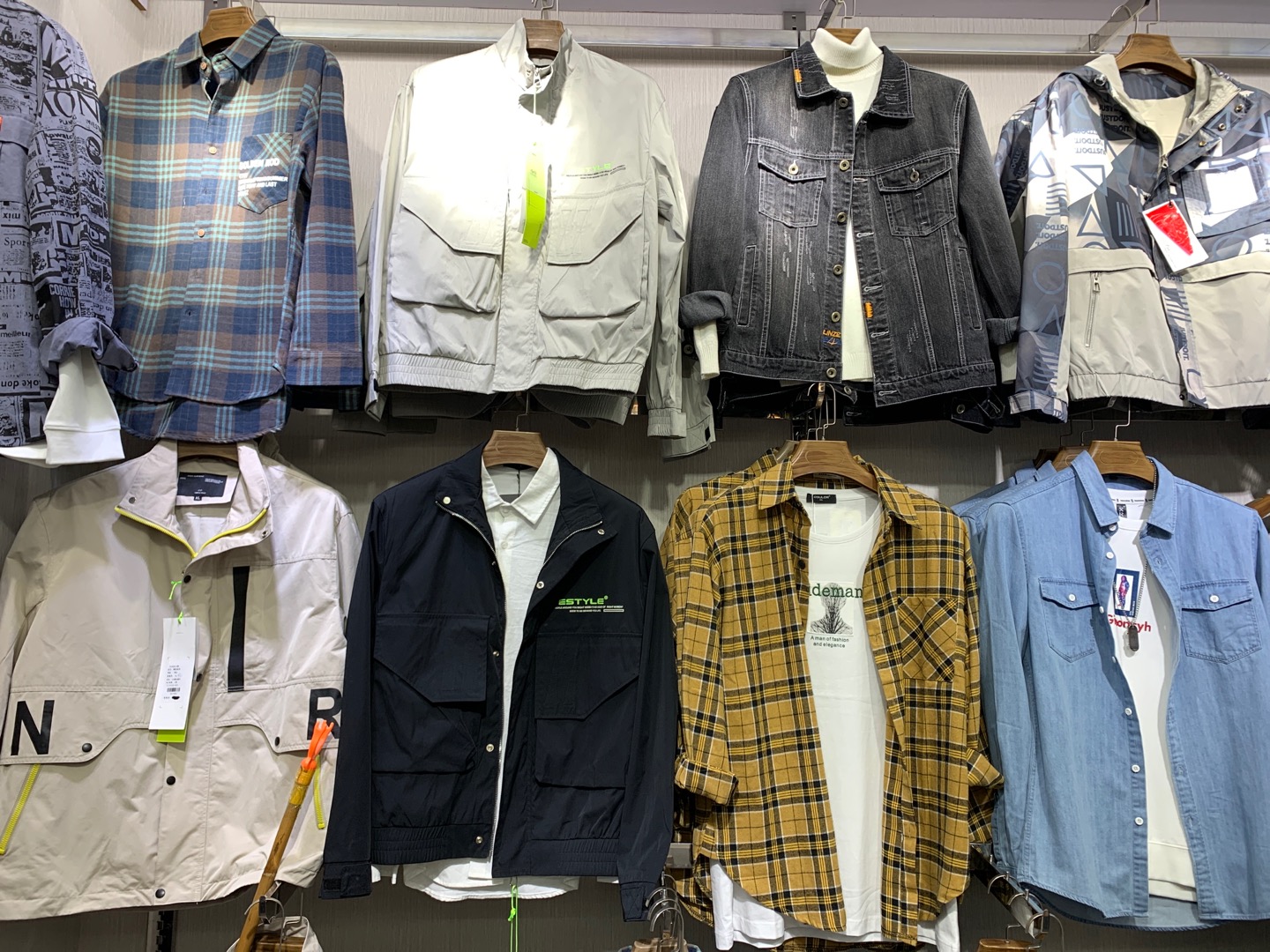 Clothing Style Store describe pic - 1