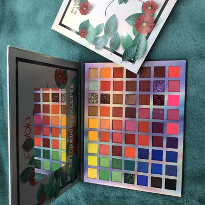 Es3042 Eyeshadow 63 Color Eyeshadow Multi-Color Eyeshadow Tray Eyeshadow Box Makeup Wholesale