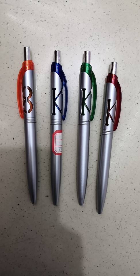 Super Wear-Resistant Simple Can Replace The Core Affordable Easy To Carry Easy To Hold Comfortable Writing Smooth Plastic Material Model 8K details Picture
